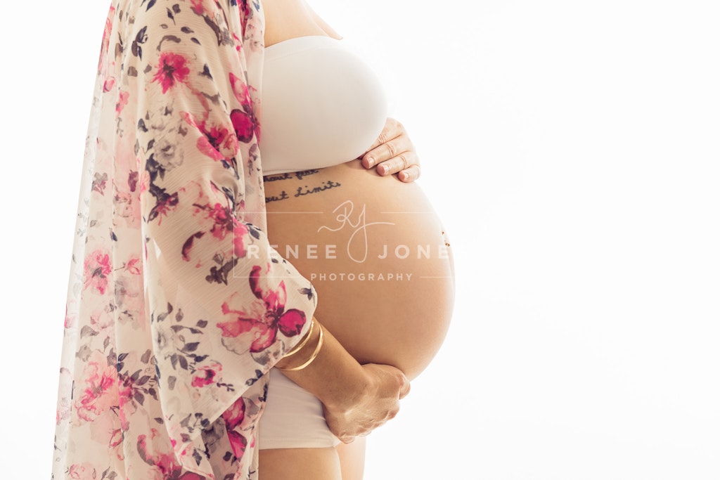 Belly Bump - This robe provides a beautiful splash of colour in backlit maternity images.